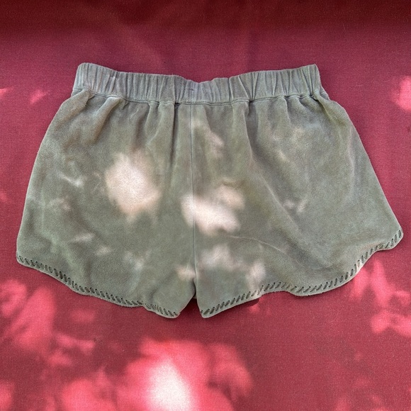 Leather Suede Shorts size small - Picture 4 of 6
